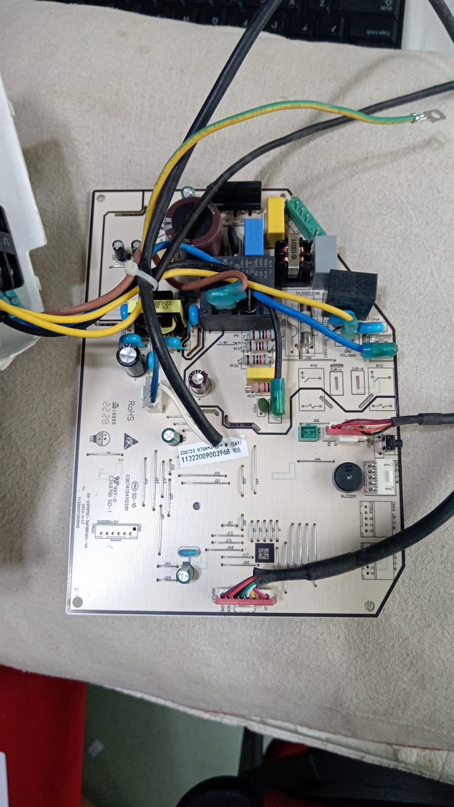 TARJETA P/ CONDENSADOR LENNOX DE 12,000 BTU SEER 18 (300027000358) (W8673ANV1)